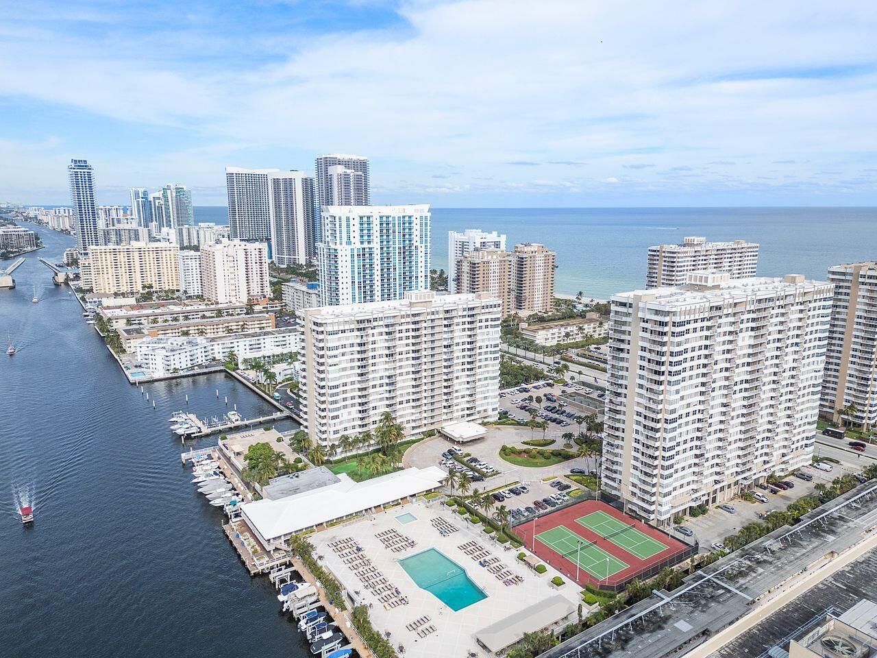 1985 S Ocean Drive, Unit 17d, Hallandale Beach, FL 33009 Photo