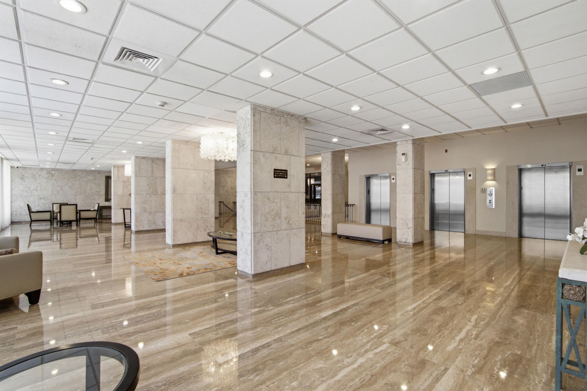 1985 S Ocean Drive, Unit 17d, Hallandale Beach, FL 33009 Photo