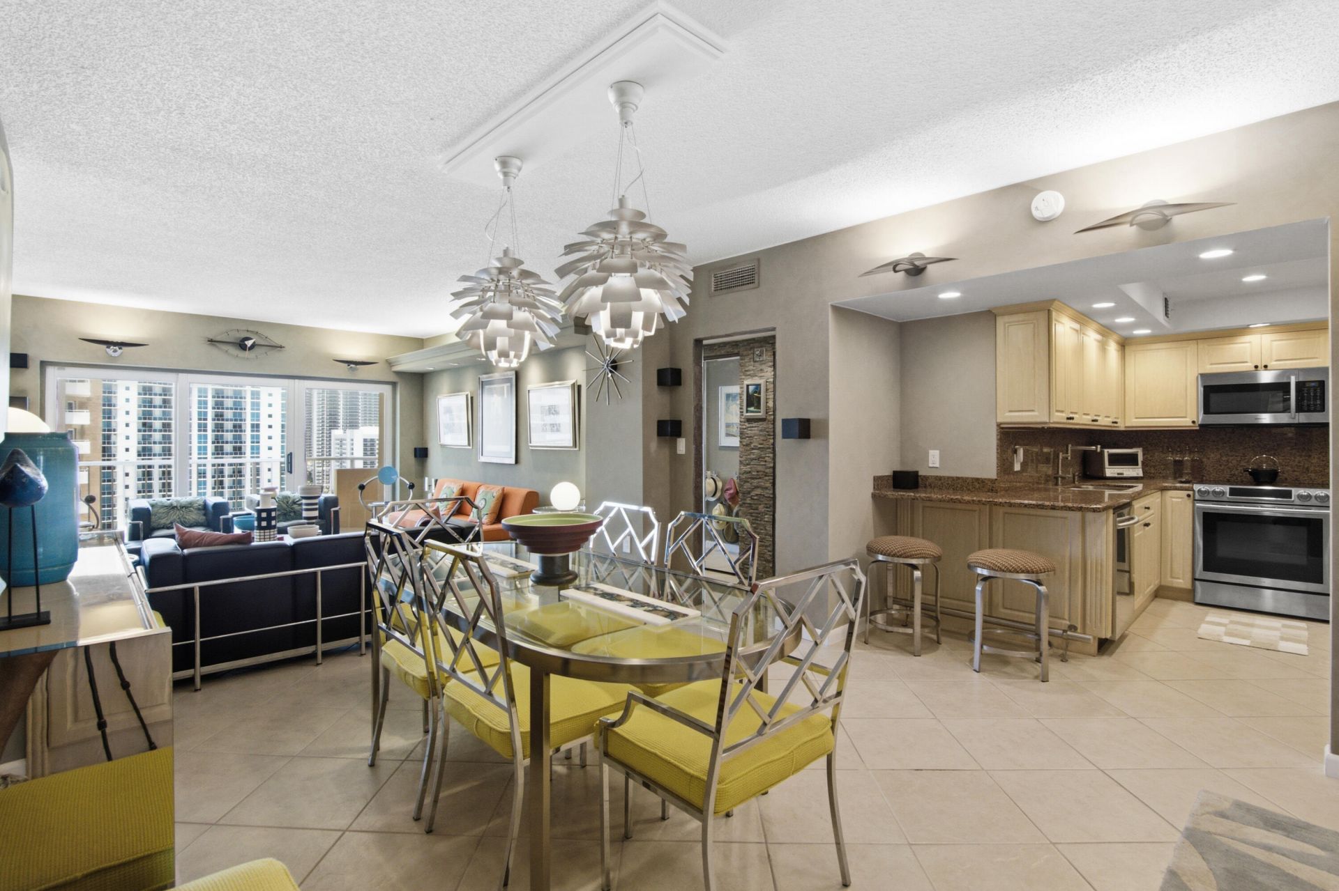 1985 S Ocean Drive, Unit 17d, Hallandale Beach, FL 33009 Photo