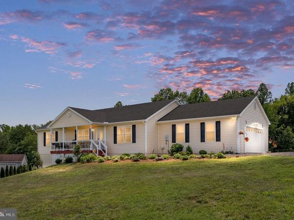 160 LANCASTER COURT, LOUISA, VA 23093