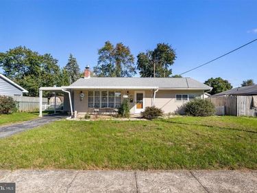 807 FIRESIDE ROAD, YORK, PA 17404