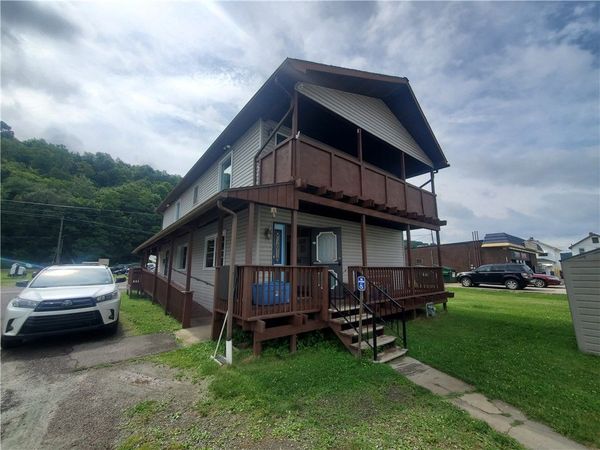 1410 5th Ave, Ford City, PA 16226
