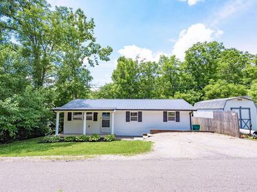 45 Pleasant Valley , Morehead, KY 40351