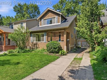 715 Laprairie Street, Ferndale, MI 48220