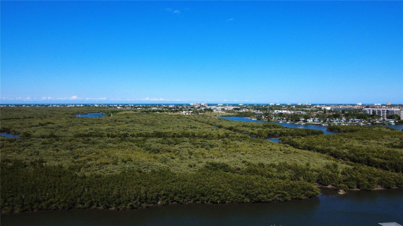 622 N Riverside Drive , New Smyrna Beach, FL 32168 Photo