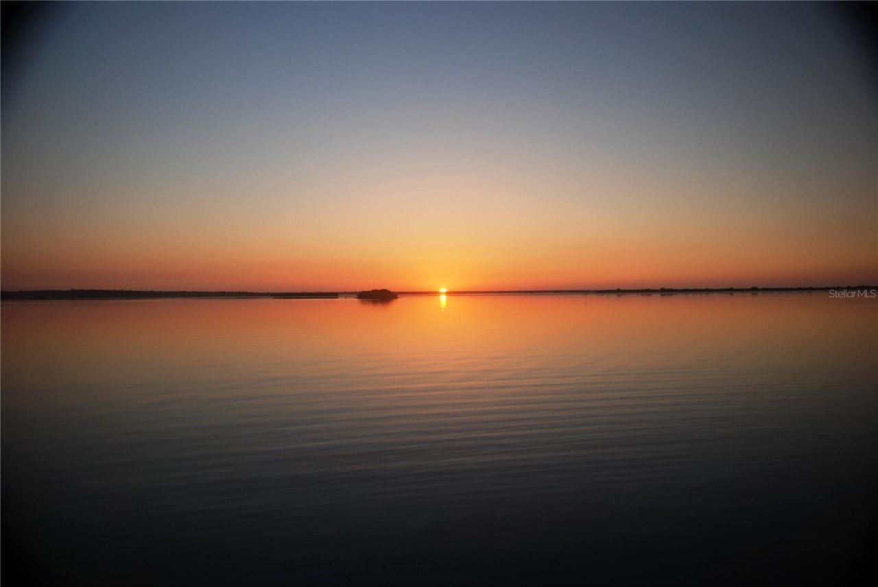 622 N Riverside Drive , New Smyrna Beach, FL 32168 Photo
