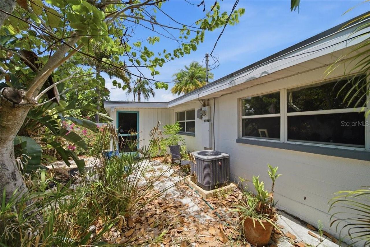 2316 Holyoke Avenue , Bradenton, FL 34207 Photo