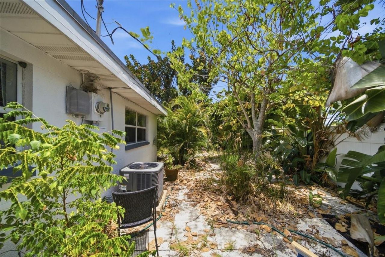 2316 Holyoke Avenue , Bradenton, FL 34207 Photo