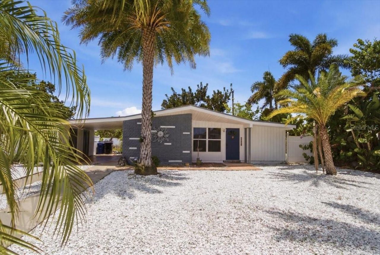 2316 Holyoke Avenue , Bradenton, FL 34207 Photo