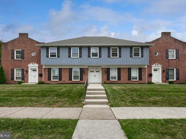 443 W CARACAS AVENUE W, HERSHEY, PA 17033