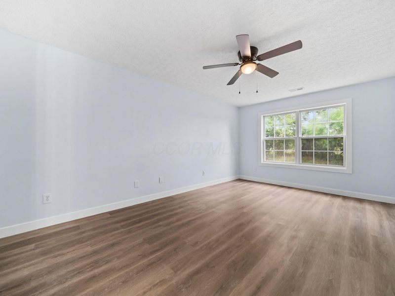 185 Groveport Pike, Unit 4C, Canal Winchester, OH 43110 Photo 10