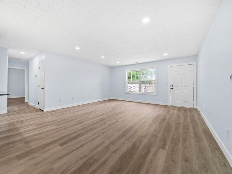 185 Groveport Pike, Unit 4C, Canal Winchester, OH 43110 Photo 23