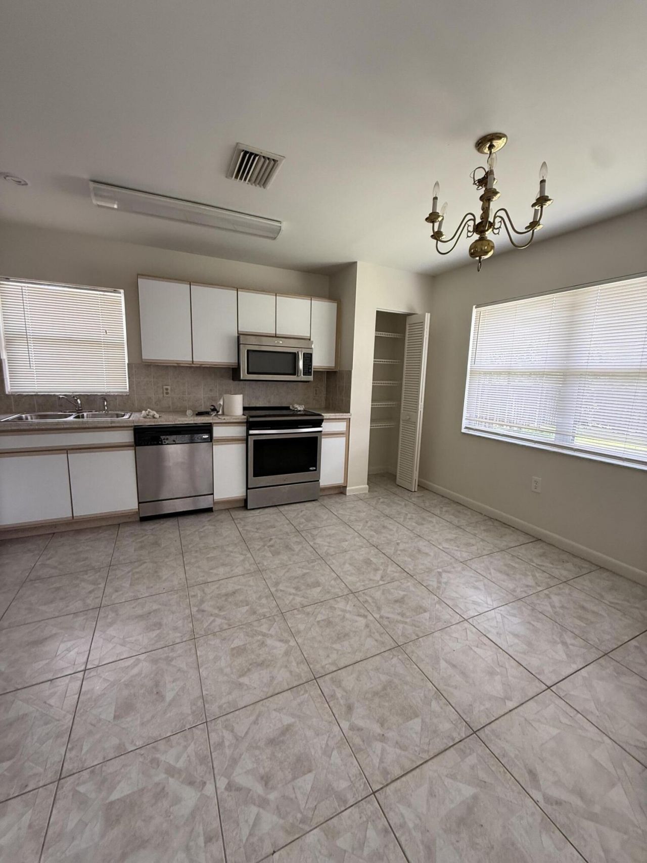 3961 Park Lane, Unit B, Palm Springs, FL 33406 Photo