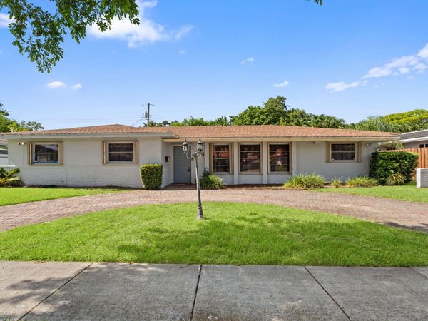 2140 NE 206th Street, Miami, FL 33179