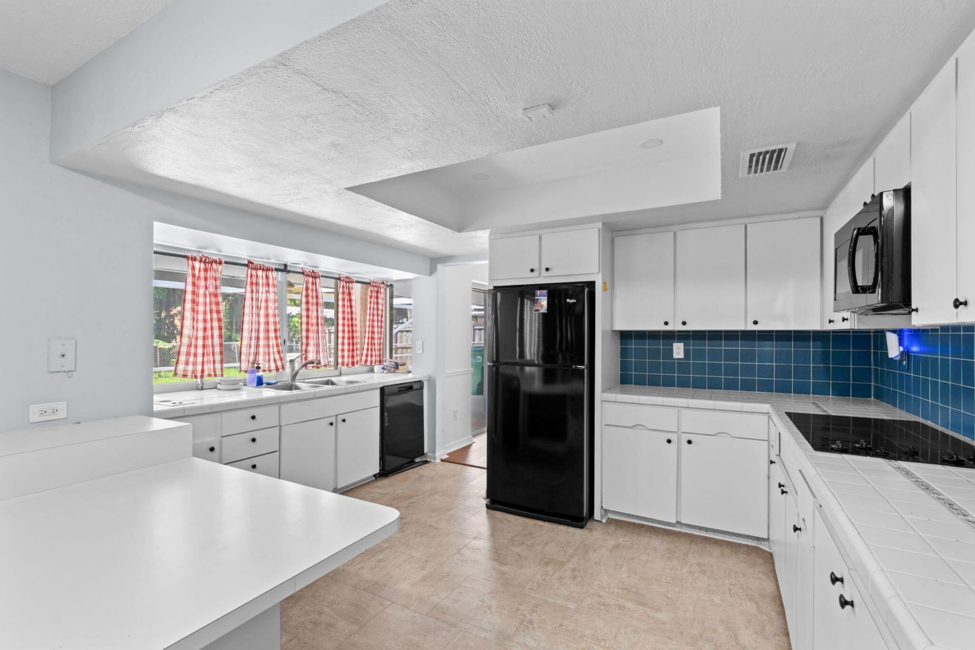 2140 NE 206th Street, Miami, FL 33179 Photo