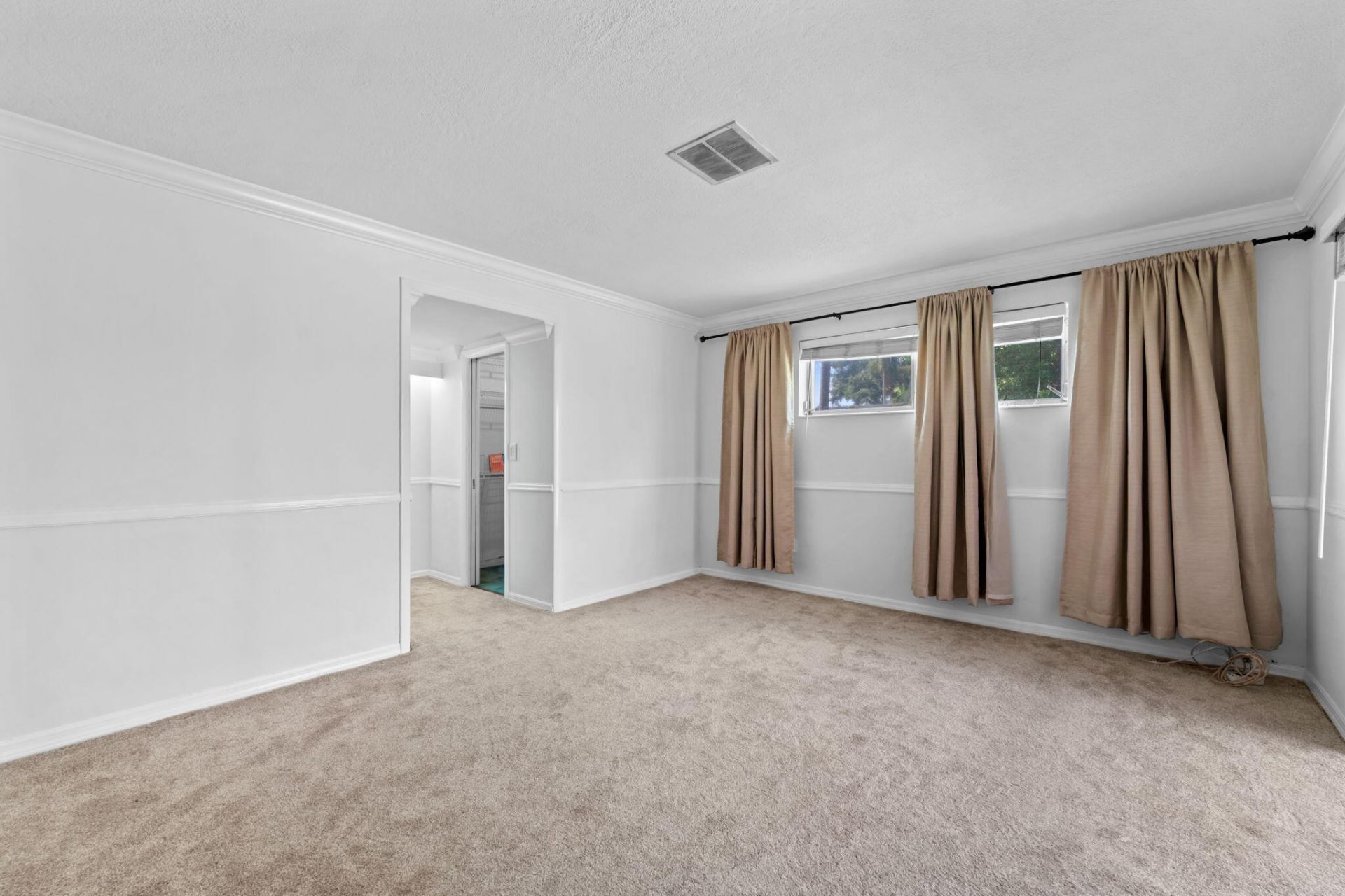 2140 NE 206th Street, Miami, FL 33179 Photo