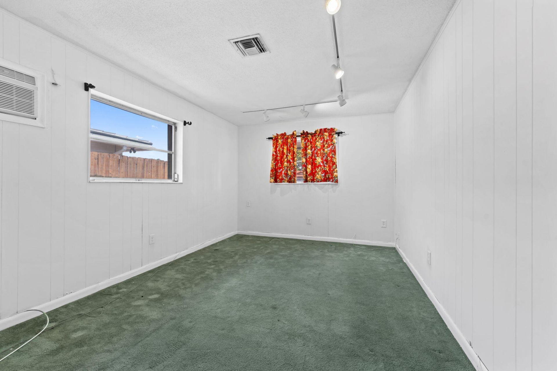 2140 NE 206th Street, Miami, FL 33179 Photo