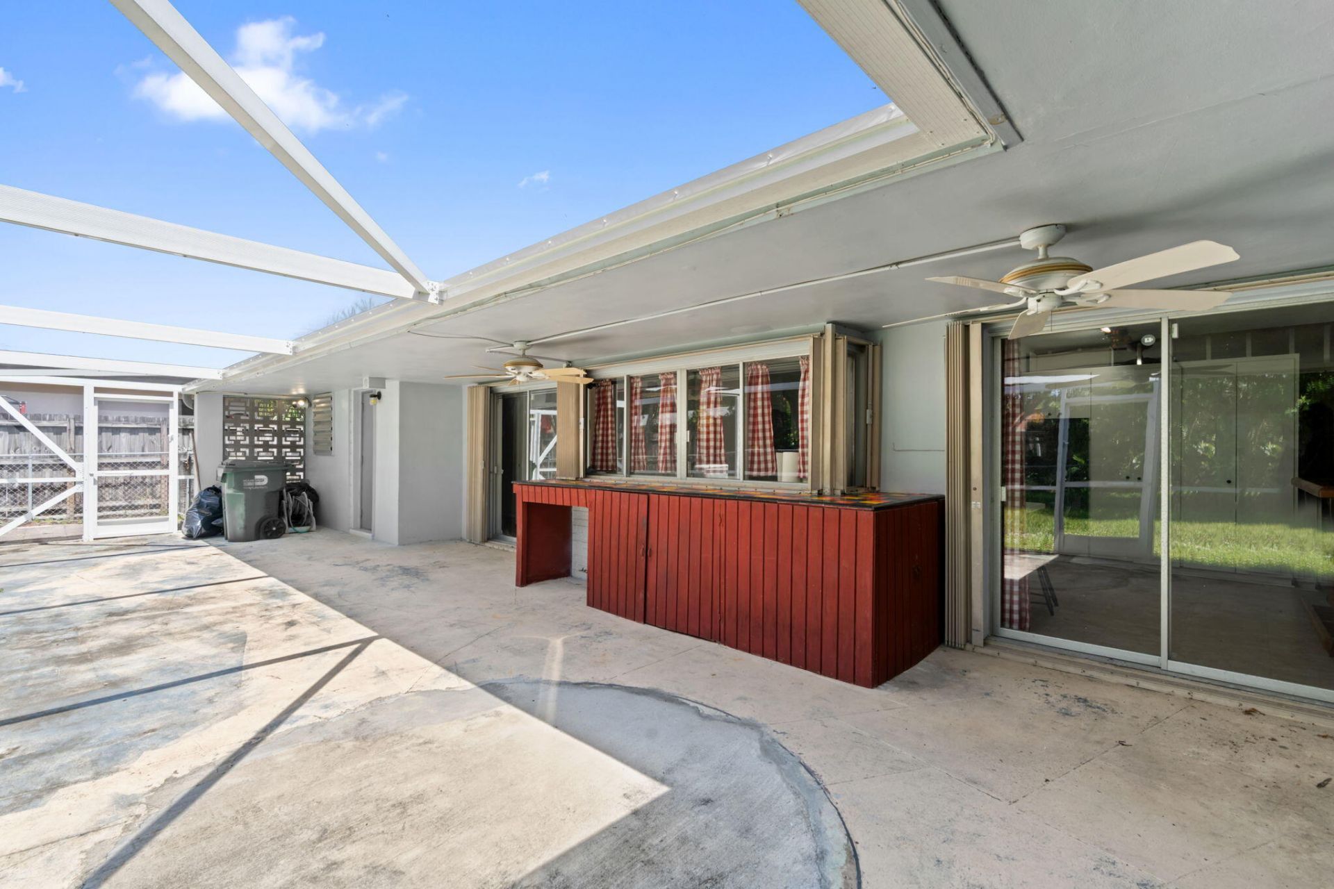 2140 NE 206th Street, Miami, FL 33179 Photo