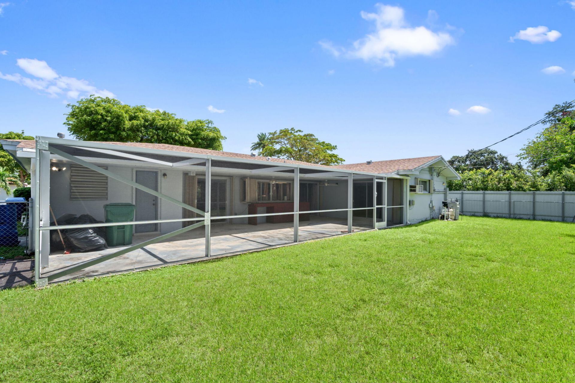 2140 NE 206th Street, Miami, FL 33179 Photo