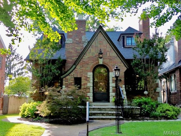 6125 Marwinette Avenue, St Louis, MO 63116