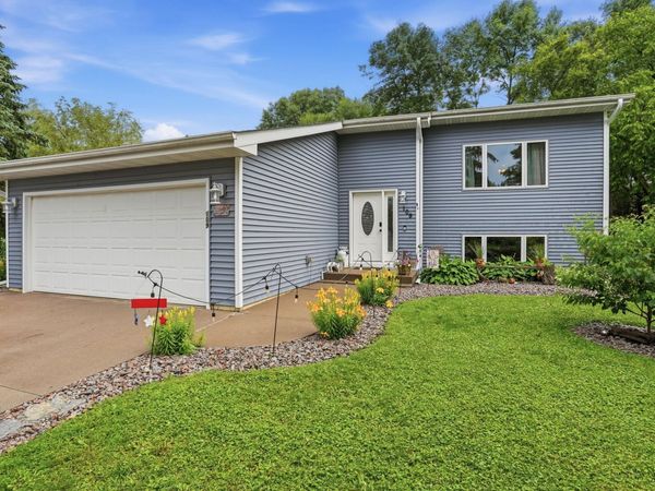 109 Charity Lane N, Montrose, MN 55363
