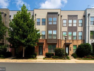 43306 JOHN MICHAEL TERRACE, ASHBURN, VA 20148