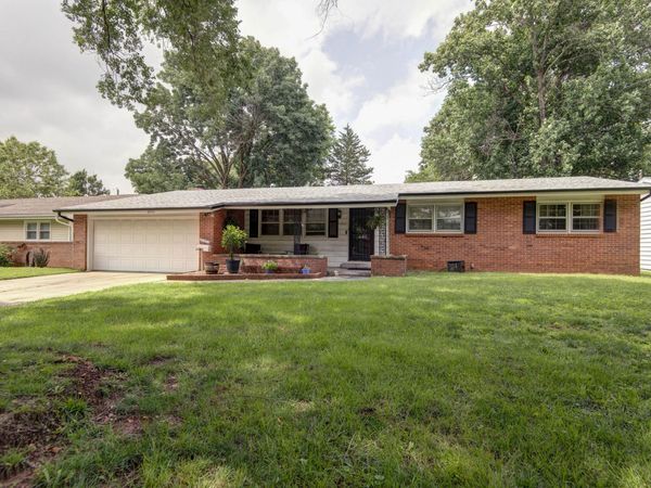 2003 E Rosebrier Street , Springfield, MO 65804
