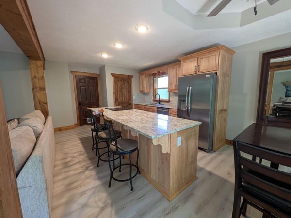 3810 W Woodland Street , Springfield, MO 65807
