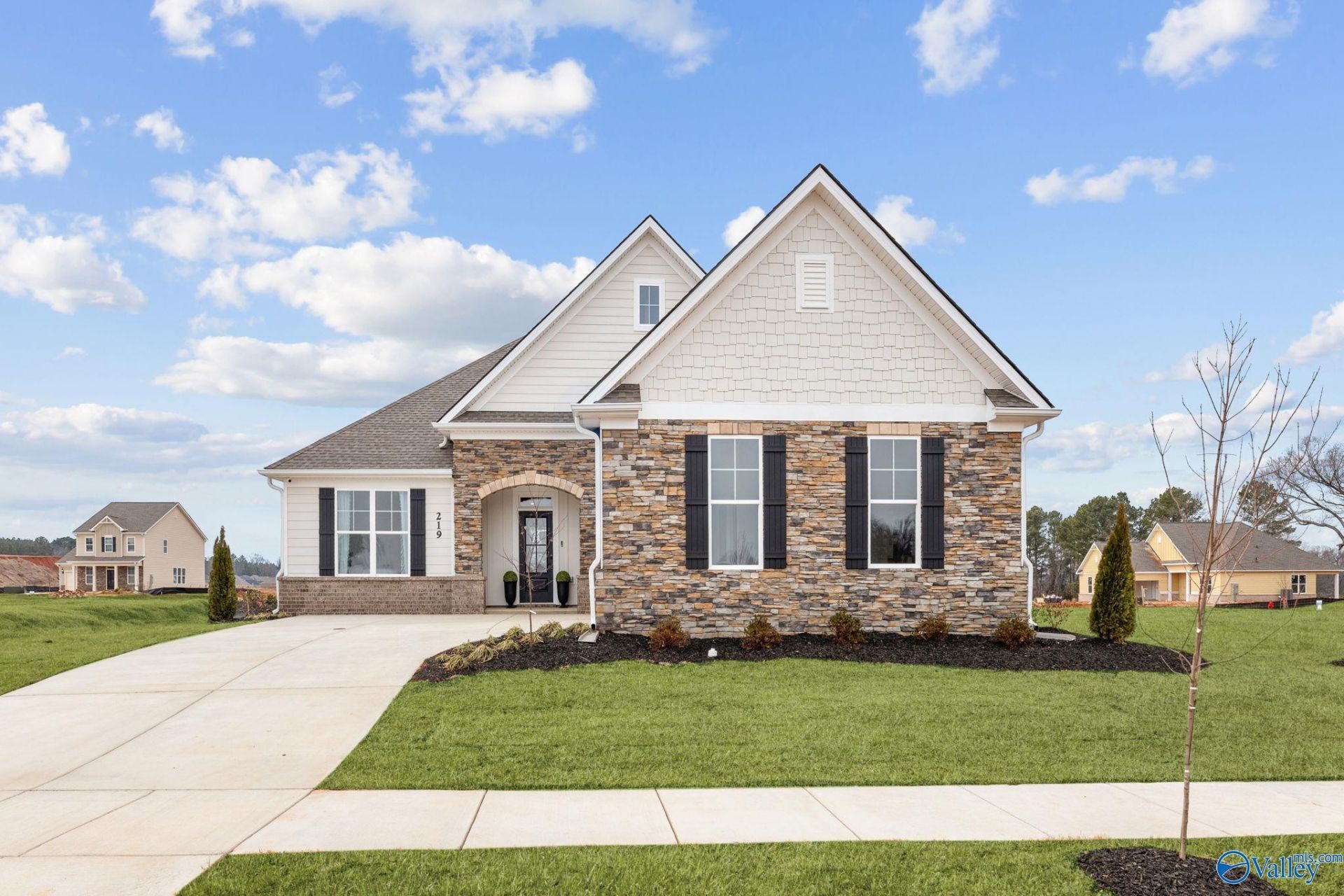 223 Wiltshire Drive, Madison, AL 35756 Main Photo