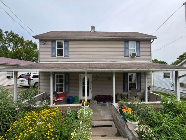 1374 Charles Street , Logan, OH 43138
