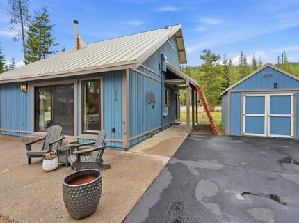 50676 Conifer Dr, Soda Springs, CA 95728 Photo