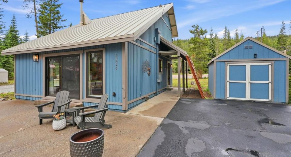 50676 Conifer Dr, Soda Springs, CA 95728 Photo