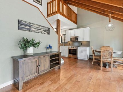 50676 Conifer Dr, Soda Springs, CA 95728 Photo