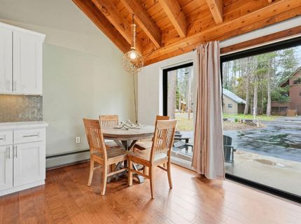 50676 Conifer Dr, Soda Springs, CA 95728 Photo