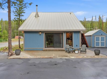 50676 Conifer Dr, Soda Springs, CA 95728 Photo
