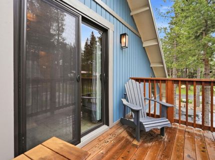 50676 Conifer Dr, Soda Springs, CA 95728 Photo