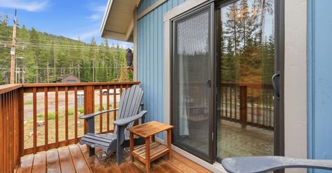 50676 Conifer Dr, Soda Springs, CA 95728 Photo