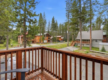 50676 Conifer Dr, Soda Springs, CA 95728 Photo