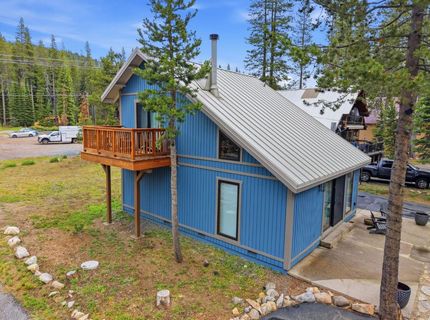 50676 Conifer Dr, Soda Springs, CA 95728 Photo