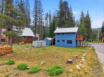 50676 Conifer Dr, Soda Springs, CA 95728 Photo