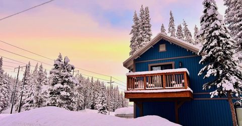 50676 Conifer Dr, Soda Springs, CA 95728 Photo