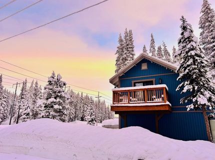 50676 Conifer Dr, Soda Springs, CA 95728 Photo