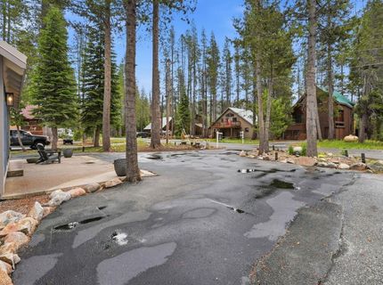 50676 Conifer Dr, Soda Springs, CA 95728 Photo