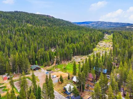 50676 Conifer Dr, Soda Springs, CA 95728 Photo