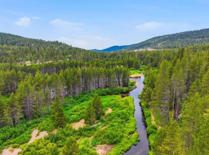 50676 Conifer Dr, Soda Springs, CA 95728 Photo