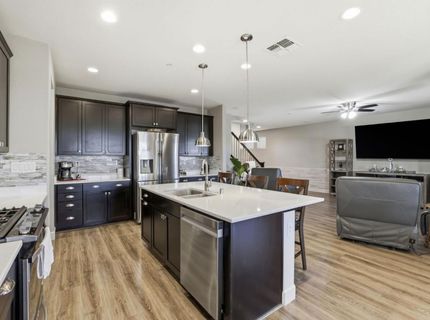 1200 Grand Junction Way, Roseville, CA 95747 Photo