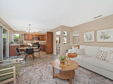 8749 White Cedar Ln, Elk Grove, CA 95758 Photo