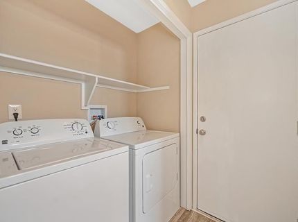8749 White Cedar Ln, Elk Grove, CA 95758 Photo
