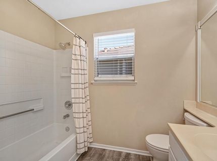 8749 White Cedar Ln, Elk Grove, CA 95758 Photo