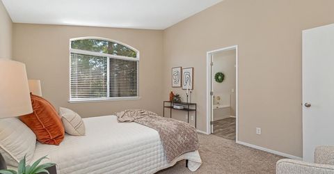 8749 White Cedar Ln, Elk Grove, CA 95758 Photo